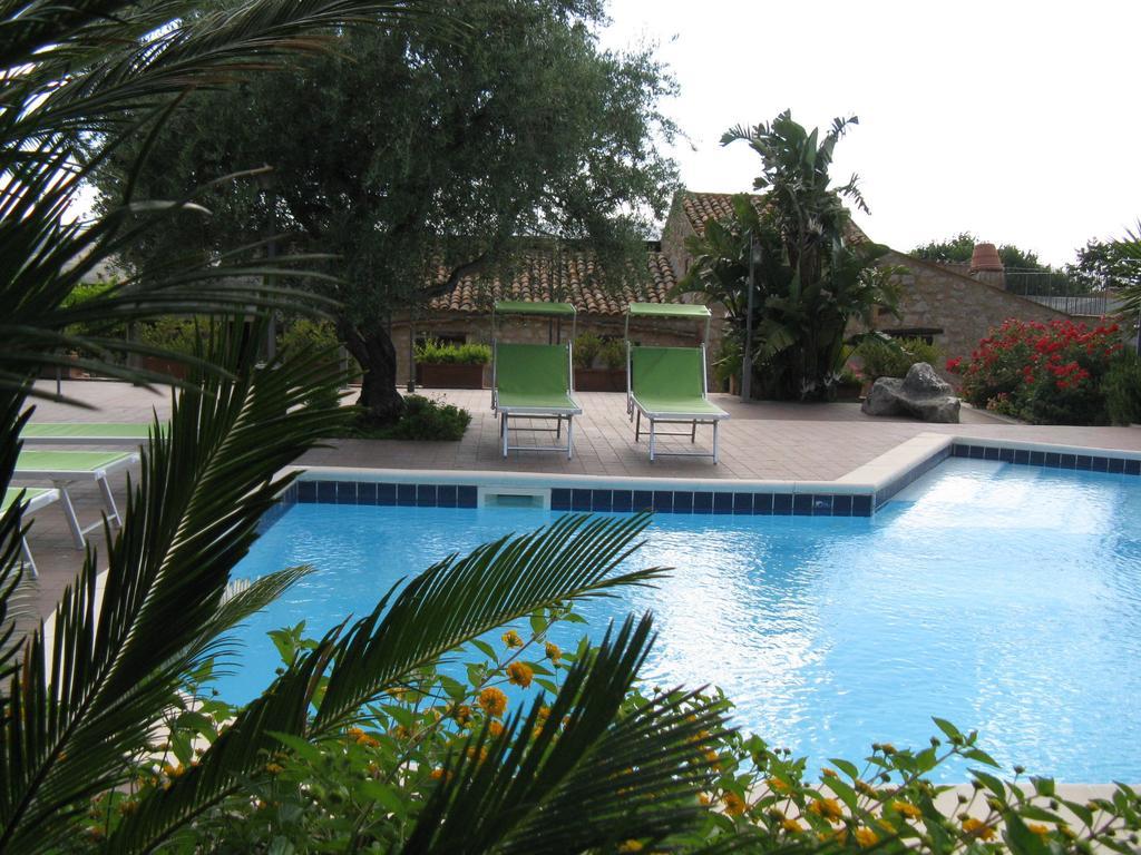 Crapa Licca Villa Ventimiglia di Sicilia Bagian luar foto