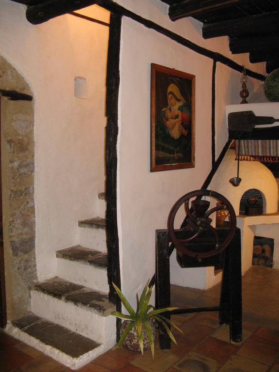Crapa Licca Villa Ventimiglia di Sicilia Bagian luar foto