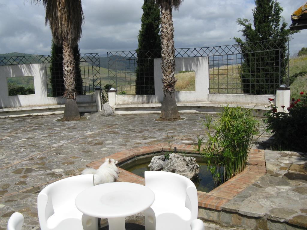 Crapa Licca Villa Ventimiglia di Sicilia Bagian luar foto